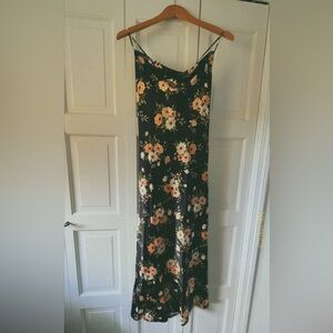 Old Navy The Occasion• NWT XS• Floral Maxi Dress